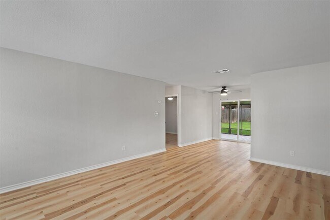 Building Photo - 2532 Chaparral Trail