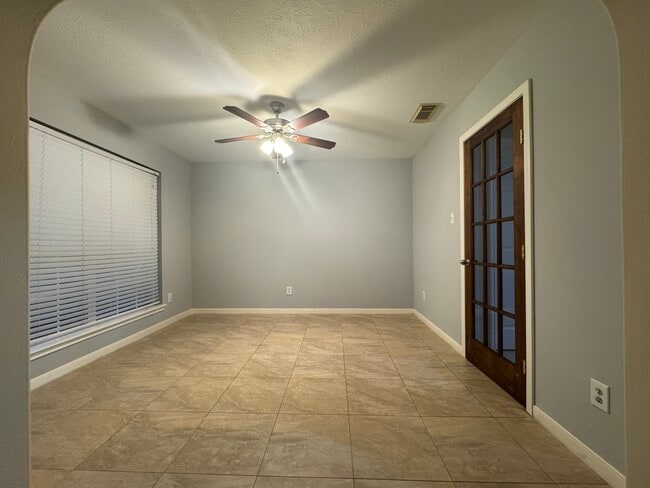 Building Photo - 2515 Ember Canyon Ln