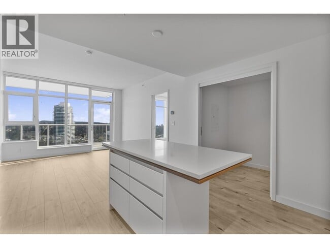 Building Photo - 720 Farrow St