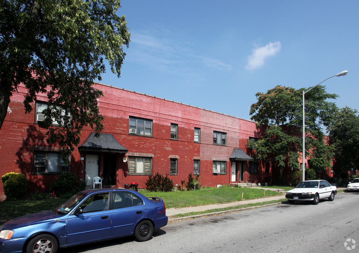 Building Photo - 102-04 184th St