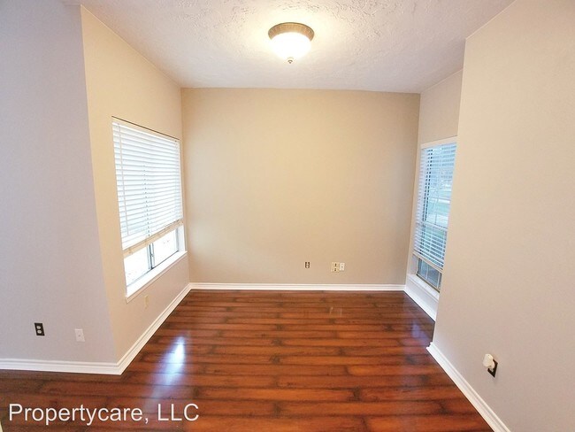 Building Photo - 3 br, 2.5 bath House - 15814 Oak Mountain Dr.