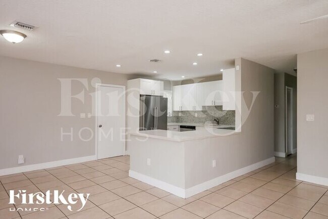 Foto del edificio - 3141 Jackson Blvd