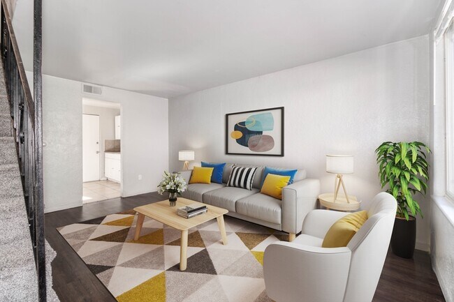 Building Photo - 1113 Akron St