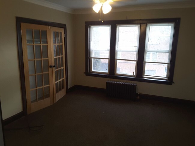 Building Photo - 2854 W 65th St