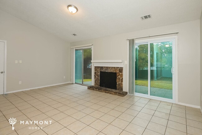 Foto del edificio - 4602 Garden Hills Dr