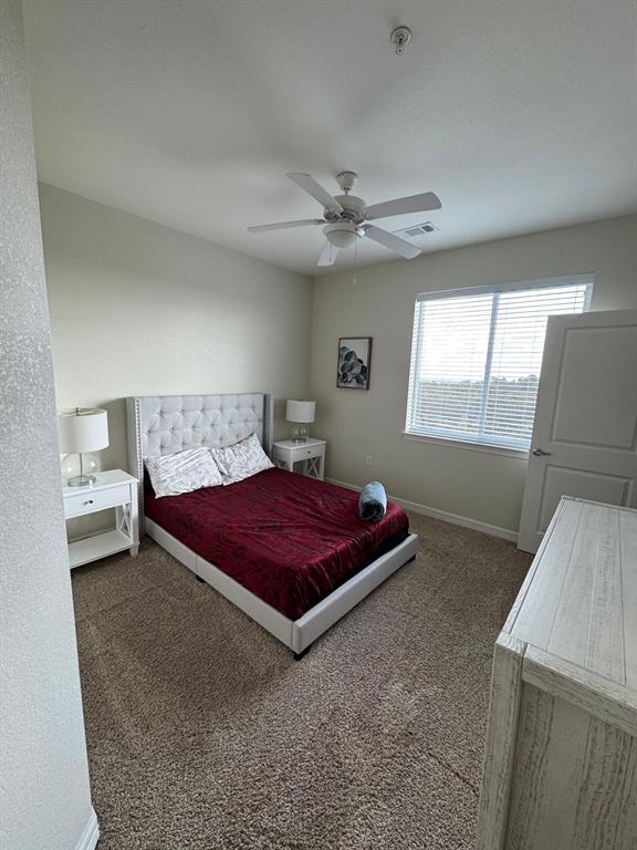 Foto del edificio - 400 E Cypress Creek Rd