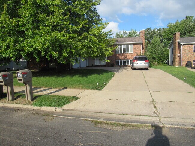 Building Photo - 6915 N Flamingo Ct