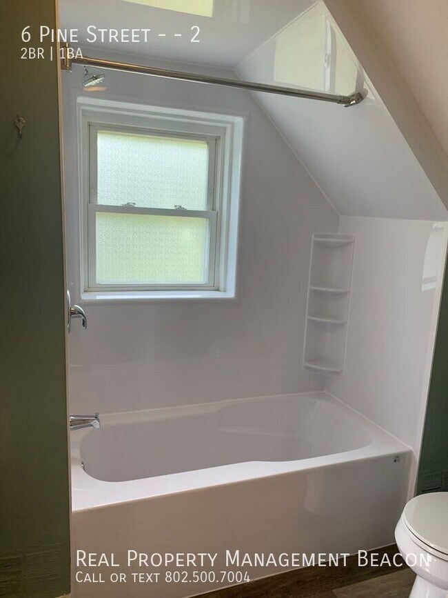 Foto del edificio - 6 Pine St