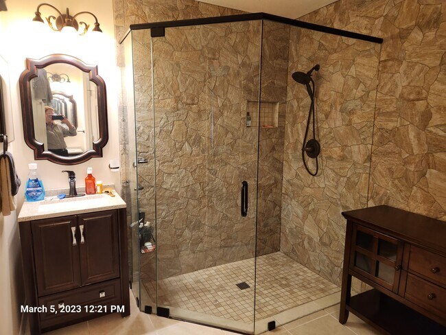 Foto del edificio - 3672 SW Carmody St