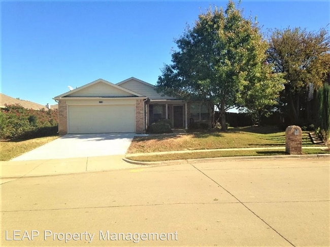 Building Photo - 4713 Rhone Dr