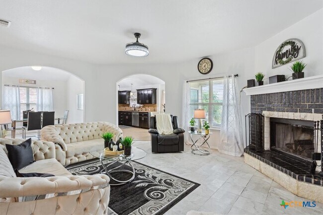 Foto del edificio - 1608 Walker Pl Blvd