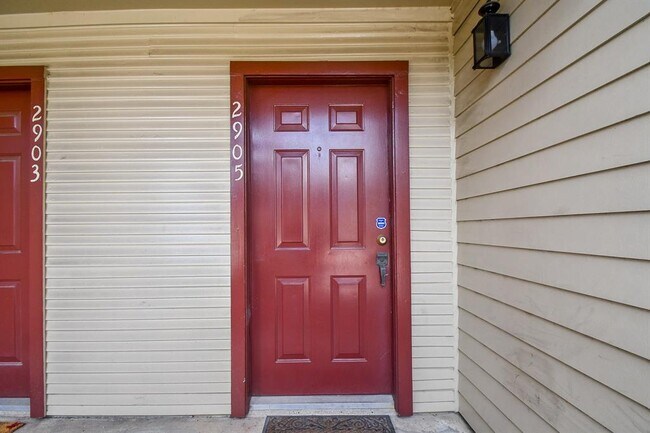 Building Photo - 2120 El Paseo St