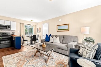 Building Photo - 18939 Sharon Ln