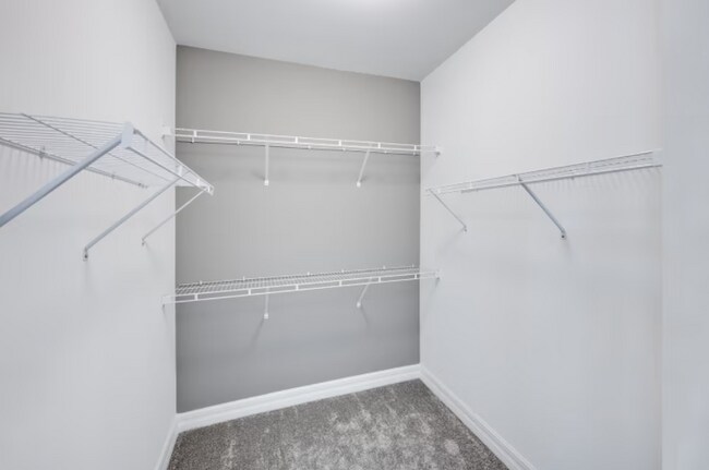 Building Photo - 6085 Planta LN