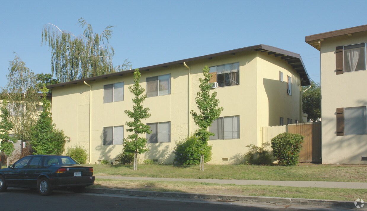 Building Photo - 1799 Bradford Way