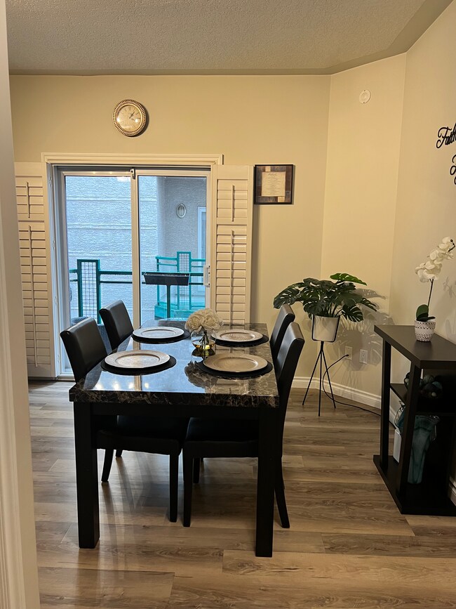 Photo du bâtiment - 1514 11 St SW