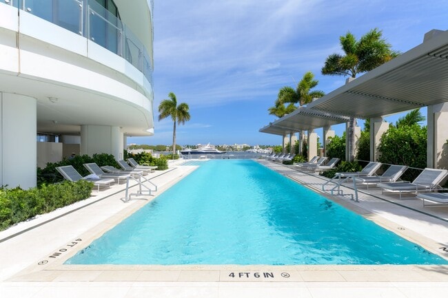 Foto del edificio - 1100 S Flagler Dr