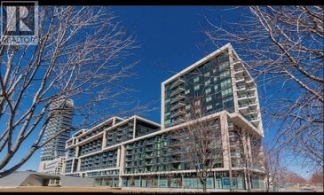 Building Photo - 15 Merchants' Wharf