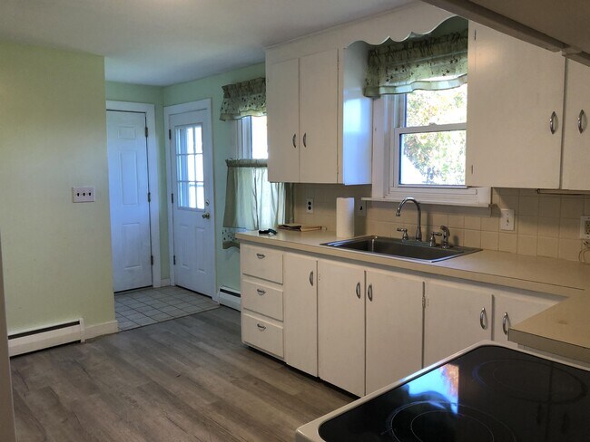 Building Photo - 56 Carignan Ave
