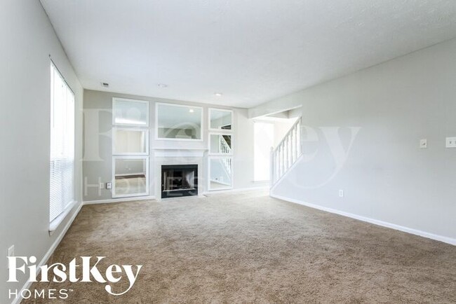 Building Photo - 11341 Silver Drift Way