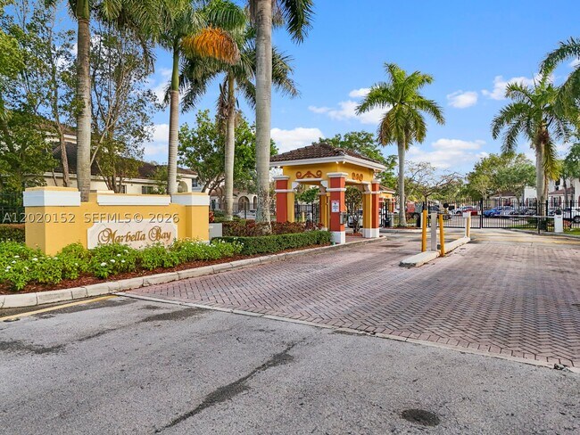 Foto del edificio - 1049 NE 42nd Ave