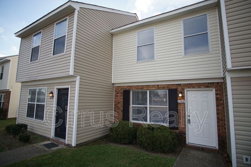 Foto principal - 2748 Peach St