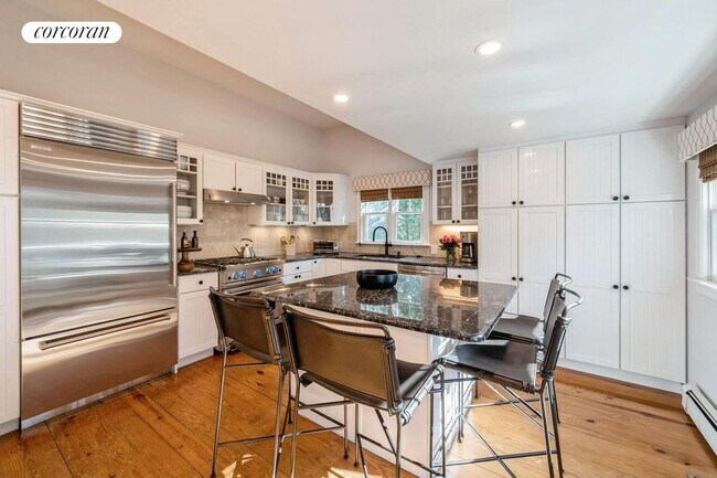 Foto del edificio - 70 Miller Ln E