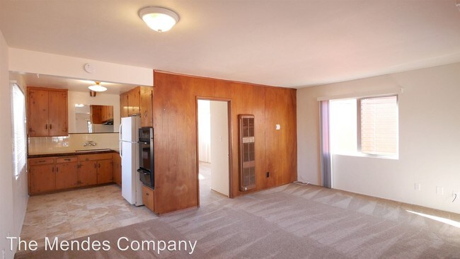 Building Photo - 4659 Bermuda Ave