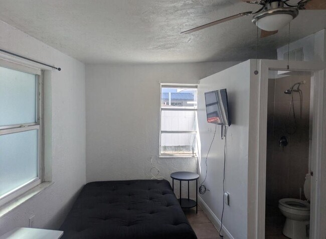 Foto del edificio - 6232 62nd Ave N