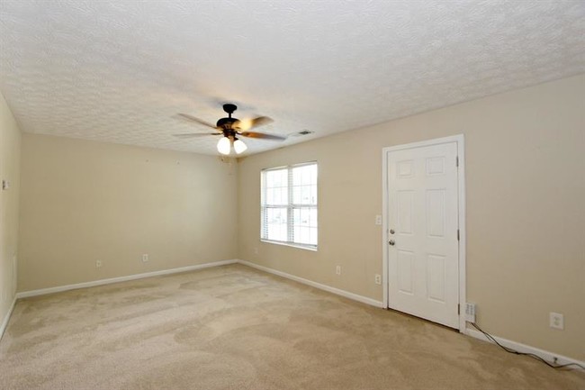Building Photo - 4417 Pinscher St