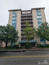 Building Photo - 276 Prospect St