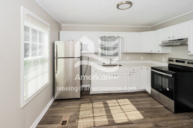 Foto del edificio - 104 Bowden Dr