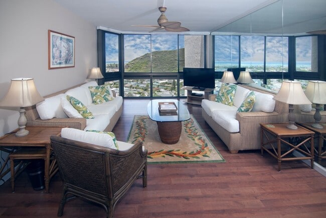 Building Photo - FULLY FURNISHED 2/2/2, Mauna Luan, Hawaii Kai