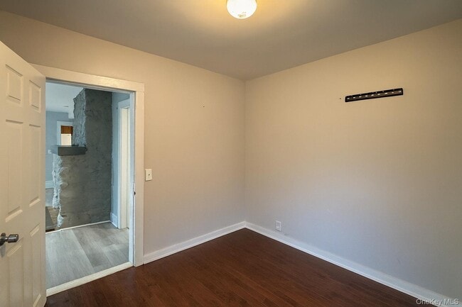 Building Photo - 2432 NY-300