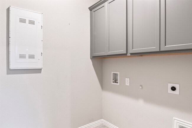 Photo - 2607 Dakota Cir House