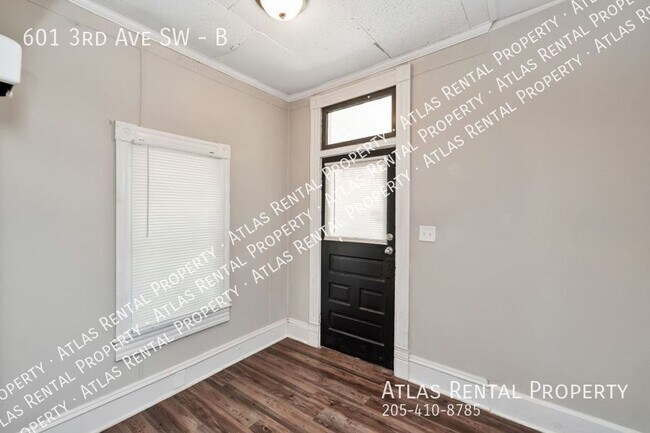 Building Photo - 601 3rd Ave SW