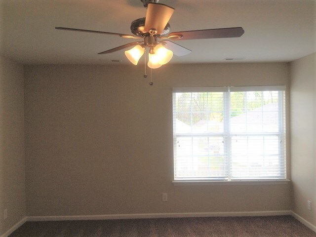Building Photo - 9008 McAdam Way