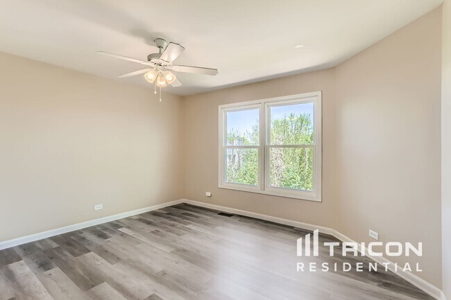 Foto del edificio - 1720 Westbury Dr