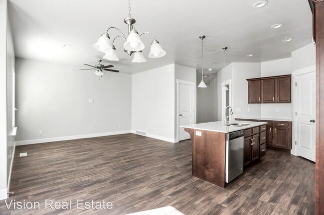 Building Photo - 4 br, 2.5 bath House - 1786 N 3830 W