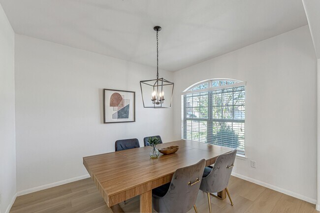 Foto del edificio - 23219 Campwood Terrace Ln