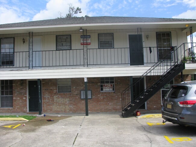 Building Photo - 9209 Great Smokey Ave