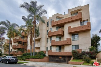 Building Photo - 333 Westminster Ave