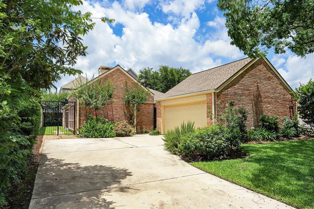 Foto principal - 2018 Ashford Hollow Ln