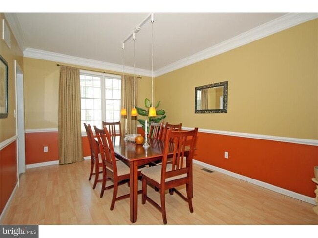 Building Photo - 12 Esterbrook Dr