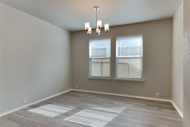 Building Photo - 10426 Caribou Cv
