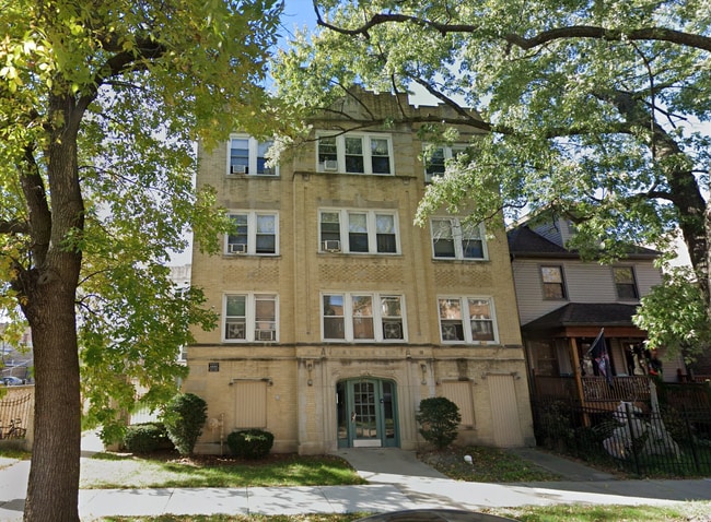 Building Photo - 4414 N Whipple St