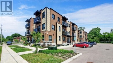 Building Photo - 374 Prospect Ave