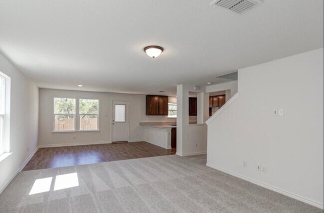 Building Photo - 3258 Comanche Crossing