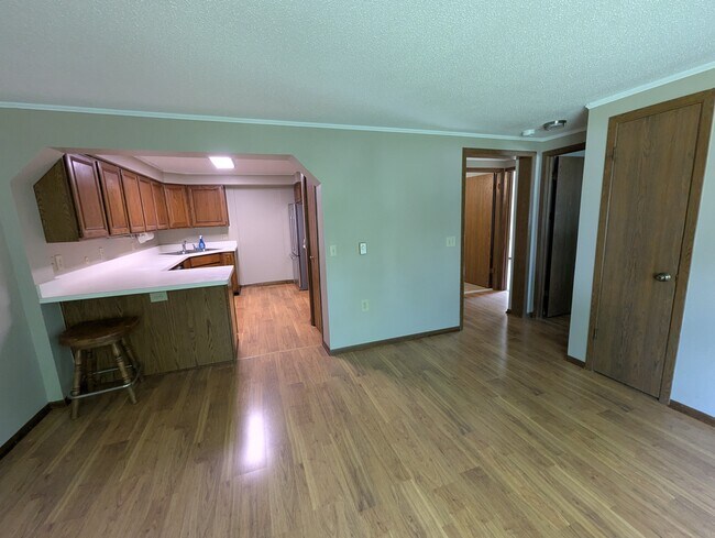 Foto del edificio - 8033-8033 Huron St