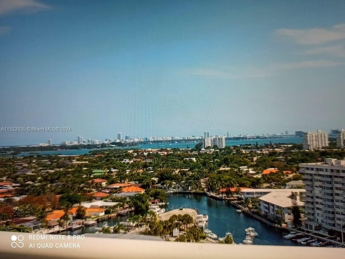 Primary Photo - 13499 Biscayne Blvd